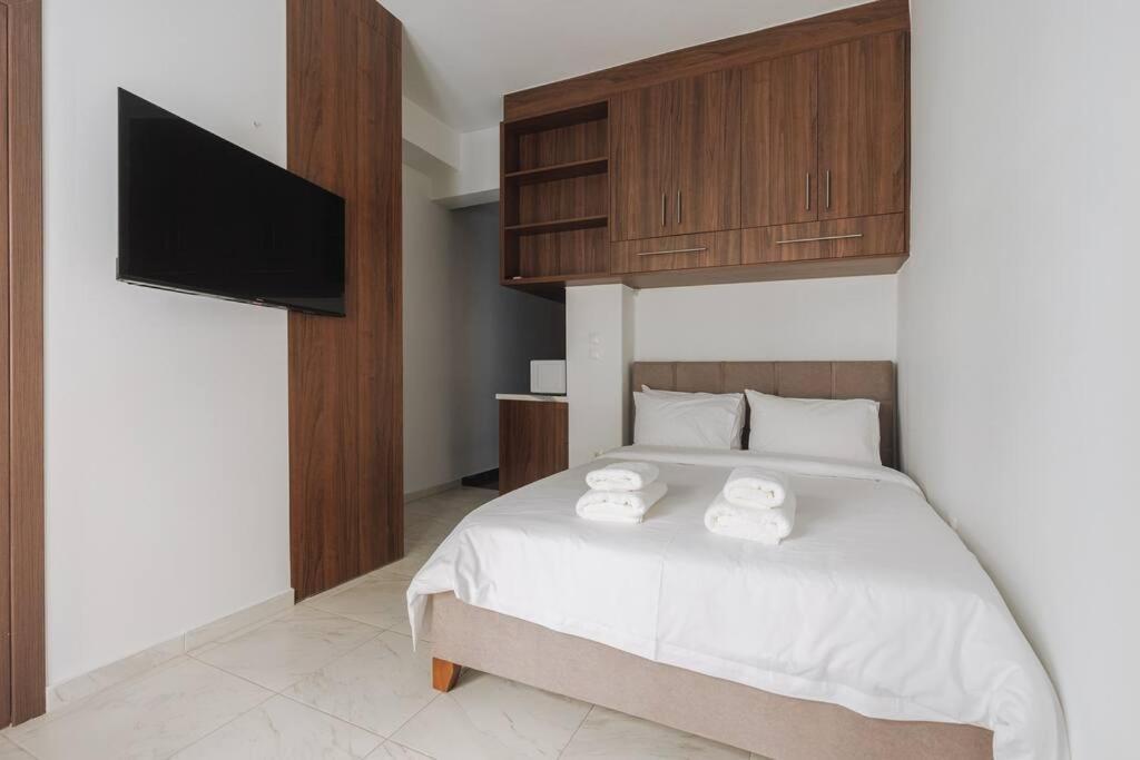 Apartment Tranquil Shelter Near Mavili Square